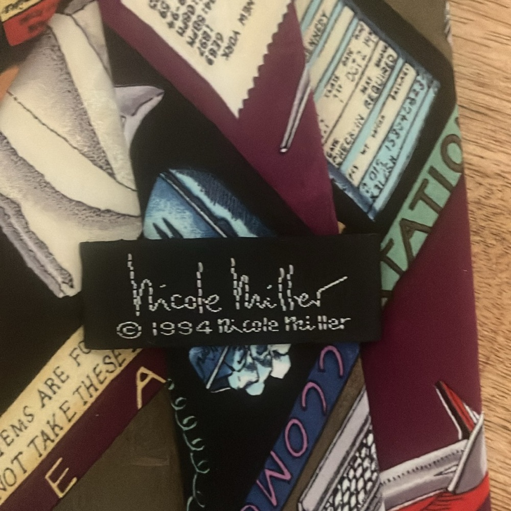 Nostalgic 1994 Nicole Miller Silk Tie In-Flight Necessities 90s Travel - Picture 4 of 13